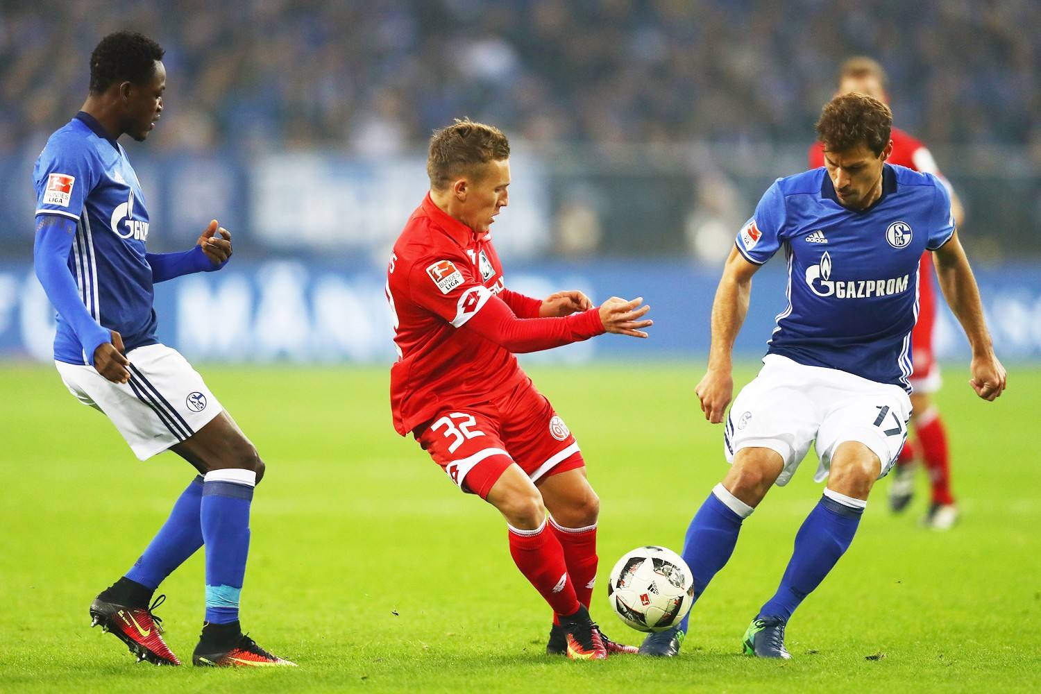 法兰克福绝地反击，美因茨难堪重压