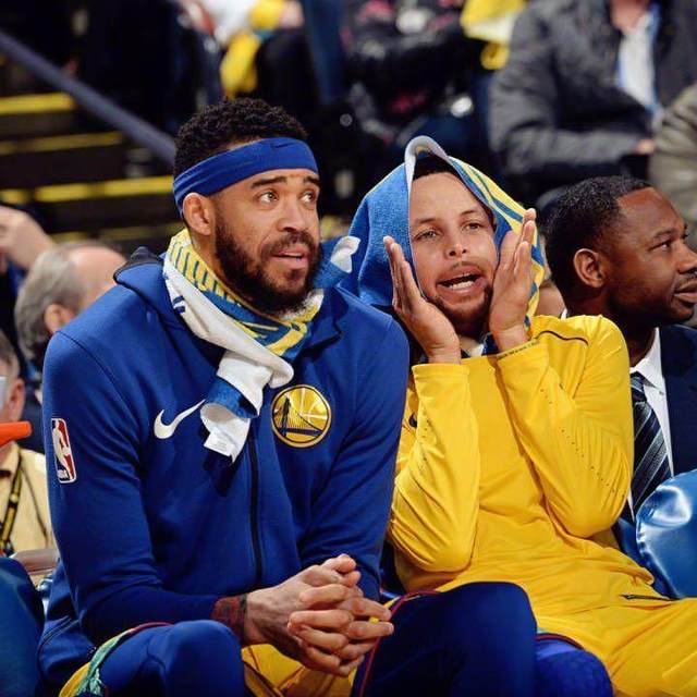 篮网完胜北京队，库里统治全场